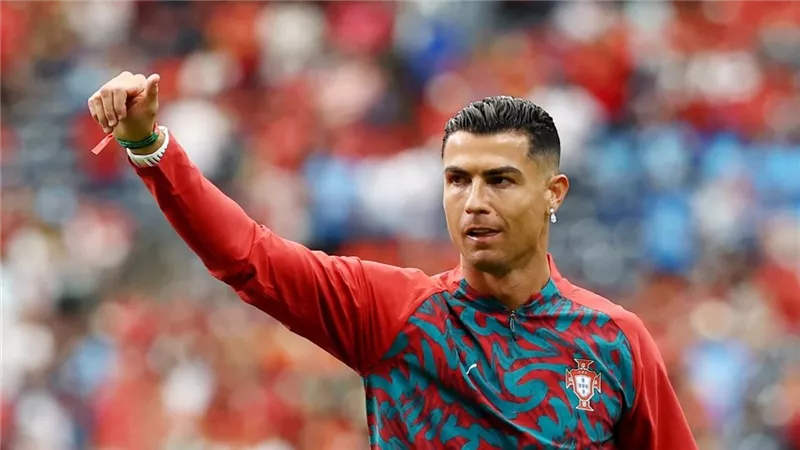 مارتينيز يبرز دور رونالدو الحاسم في منظومة البرتغال