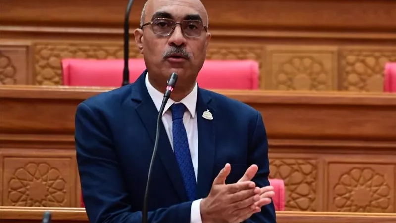 منصور: 130 مليون جنيه لإحلال وتجديد خط مياه الشرب الرئيسي بالجيزة |خاص