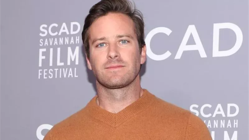 منع فيلم آرمي هامر الجديد بألمانيا والمخرج يلجأ إلى القضاء