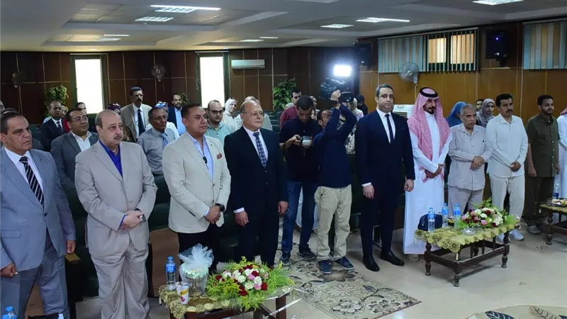  رئيس جامعة سوهاج  يشهد مناقشة رسالة دكتوراه لباحث سعودي 