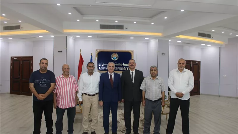 جامعة أسوان تدشن موقعين لدعم التنمية الزراعية وسلاسل الحاصلات البستانية