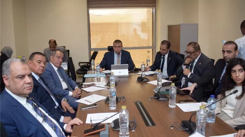 توافق برلماني حكومي على إطلاق صندوق تمويل المصانع المتعثرة