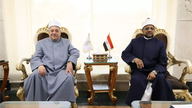الشيخ أيمن عبدالغني يفتتح وحدة الدعوة الإلكترونية بمجمع البحوث الإسلامية 