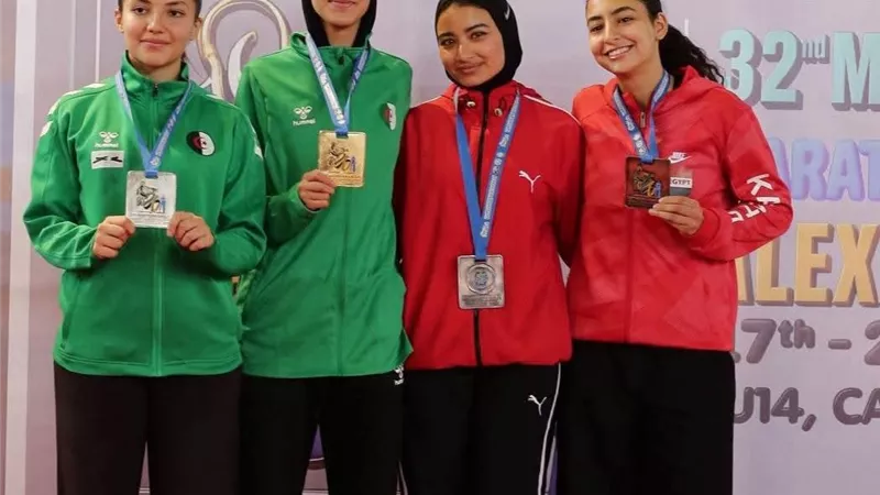 طالبة بعلوم قناة السويس تحصد برونزية 