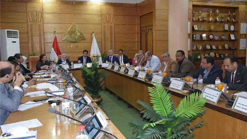 جامعة بنها تعلن الفائزين بجوائز الرواد والتقديرية والتشجيعية وأفضل الرسائل