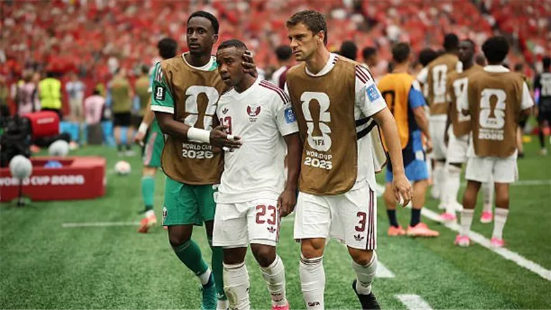 البوسنة والهرسك تفوز على قطر 3-1 وتقصي العنابي رسميًا من المونديال