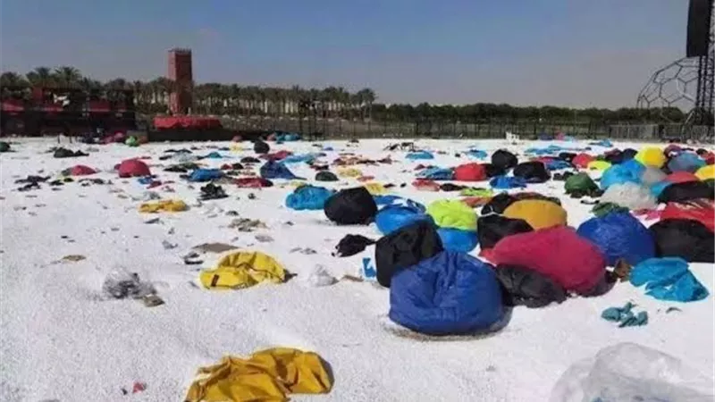 ضبط 10 أشخاص متهمين بإتلاف مقاعد بالمنطقة الترفيهية بالعاصمة الإدارية