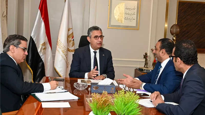 مراجعة تكلفة الطحن على طاولة وزير التموين وغرفة الحبوب لضمان الاستدامة 