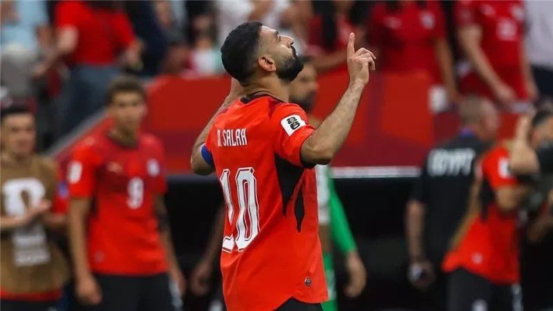 قبل مواجهة مصر.. إيران تضع محمد صلاح تحت الرقابة الخاصة