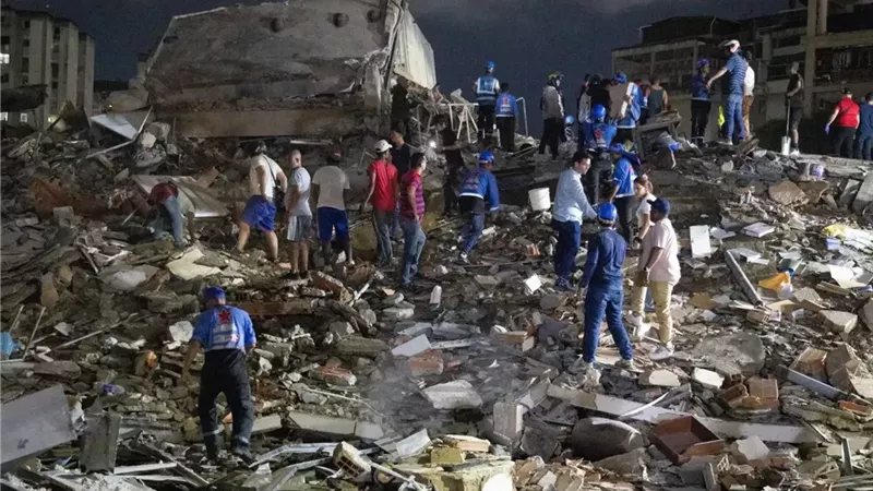 بعد الزلزال المزدوج.. الهلال الأحمر التركي يعلن استعداده لدعم فنزويلا