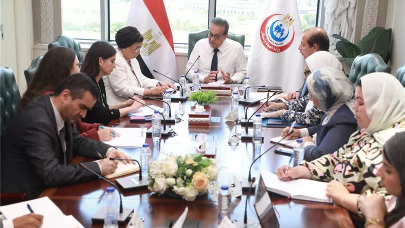 وزير الصحة يبحث مع ممثلة اليونيسيف لدى مصر تعزيز التعاون في صحة الطفل
