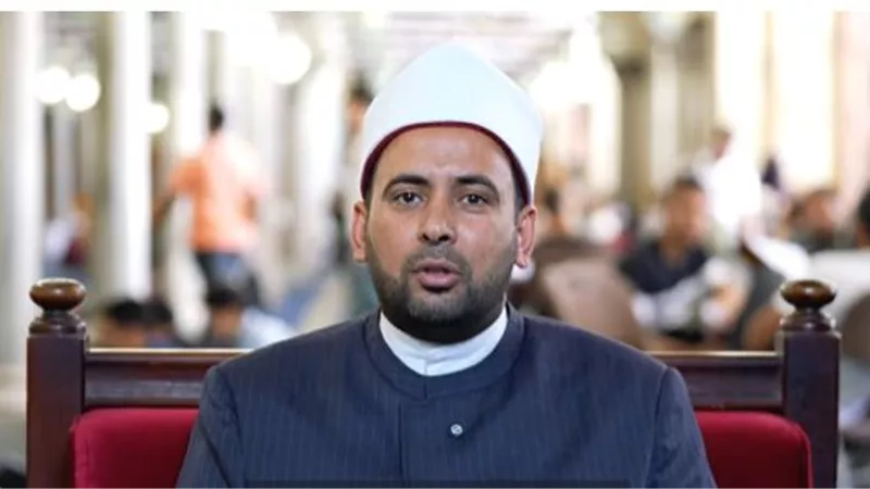داعية: الراغب بالآخرة يرزقه الله القناعة ومن ينشغل بالدنيا فقير مهما امتلك