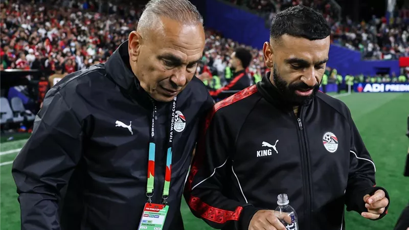 حسام حسن يكشف تفاصيل إصابة صلاح بعد التعادل مع إيران