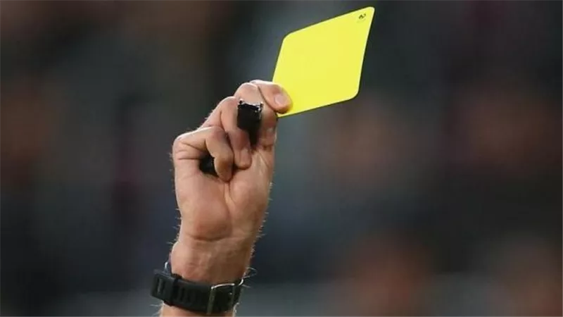 هل تلغى الإنذارات قبل مباراة أستراليا؟ تعرف على موقف لاعبي منتخب مصر