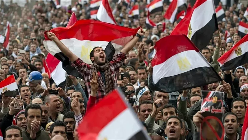 ثورة 30 يونيو.. كيف أنقذ وعي الشعب المصري الدولة من السقوط؟