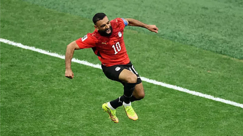 لن نحترم محمد صلاح.. لاعب أستراليا يثير الجدل عن قائد منتخب مصر