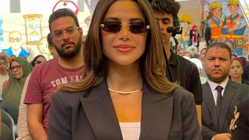 يارا السكري تخطف الأنظار خلال تكريمها عن نجاحاتها الدرامية