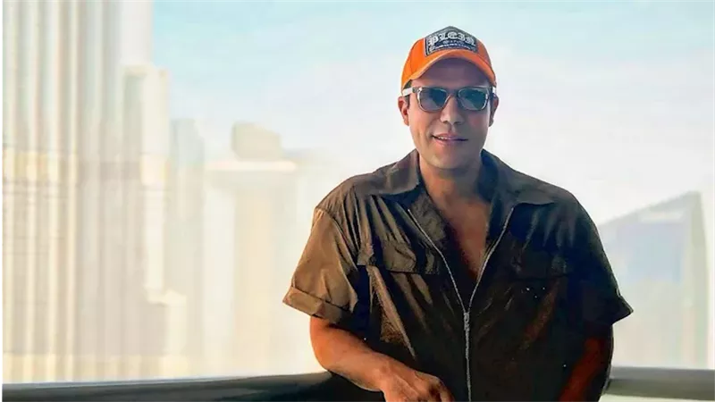 بعد تصدره السينما|محمد إمام يخوض أول تجربة مسرحية في «برنس العالم» بالرياض