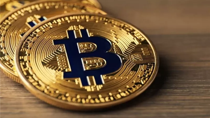 بيتكوين تهبط دون 60 ألف دولار وتقترب من خسارة ربع سنوية جديدة