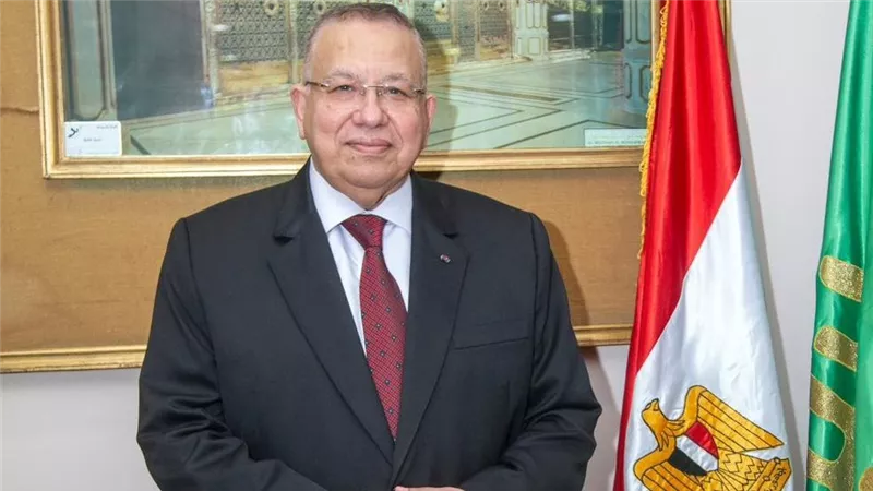 نقيب الأشراف ومفتي الجمهورية يعزيان رئيس الوطنية للصحافة في وفاة شقيقته