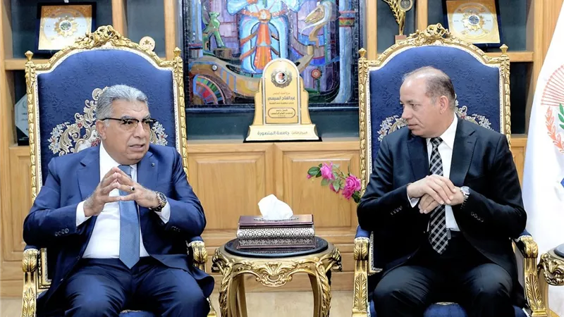رئيس جامعة المنصورة: الانتهاء من التصحيح وأولوية لطلاب السنوات النهائية