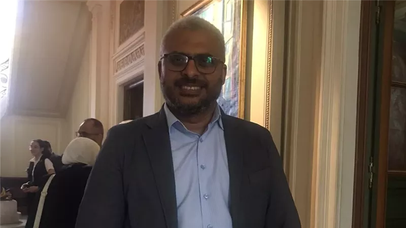 إسلام عاصم: هدف معرض «صورة مصر» تعريف الأجيال الجديدة بكفاح المصريين|خاص
