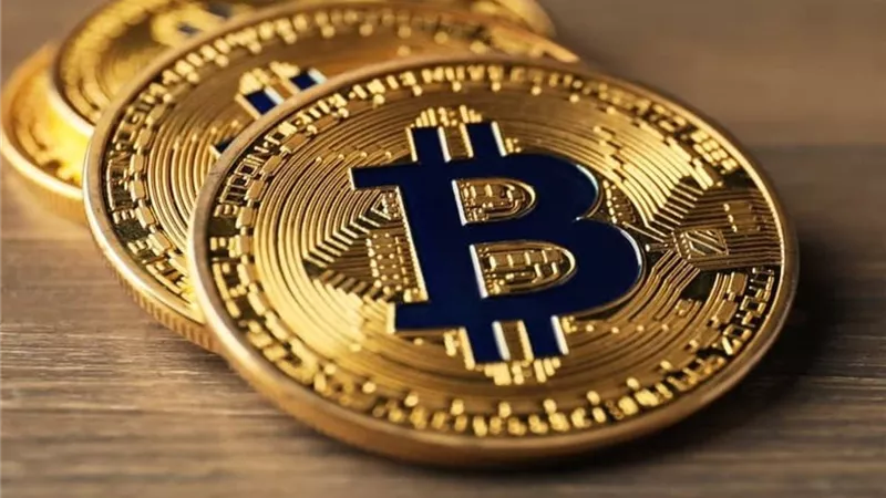 العملات المشفرة تبدأ يوليو على تراجع.. والبيتكوين دون 59 ألف دولار