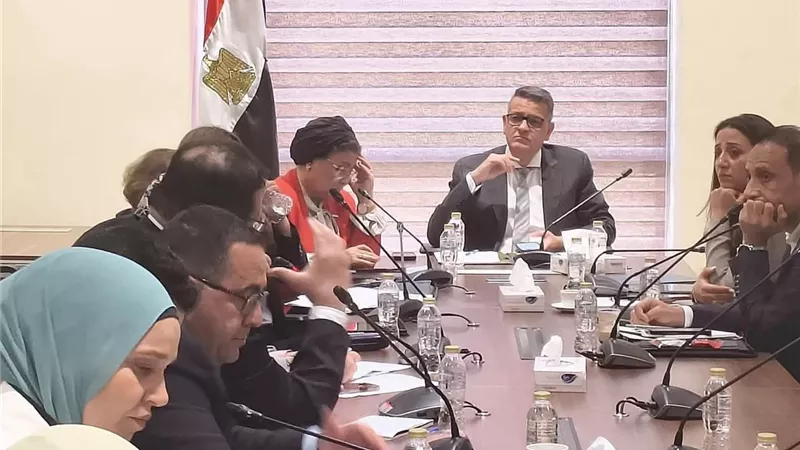 القومي لحقوق الإنسان يشارك في جلسة بالبرلمان لتعزيز حماية الطفل من العنف