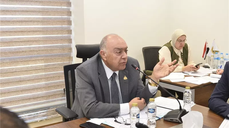 نقل ومواصلات النواب تبحث مشروعات الطرق والسلامة المرورية بالمحافظات