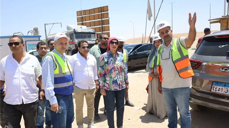 رئيس جامعة الأقصر تتفقد مواقع الإنشاءات الجديدة بمدينة طيبة