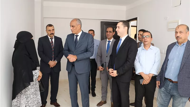 محافظ كفرالشيخ يسلم وحدات المرحلة الثالثة بمشروع 