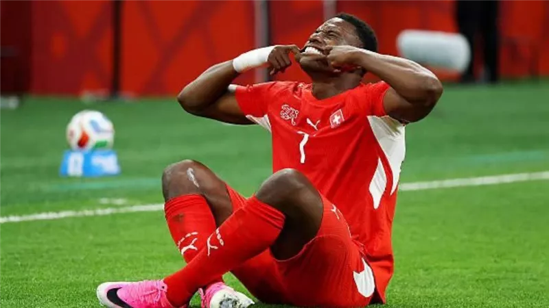 بريل إيمبولو يمنح سويسرا التقدم أمام الجزائر في كأس العالم 2026