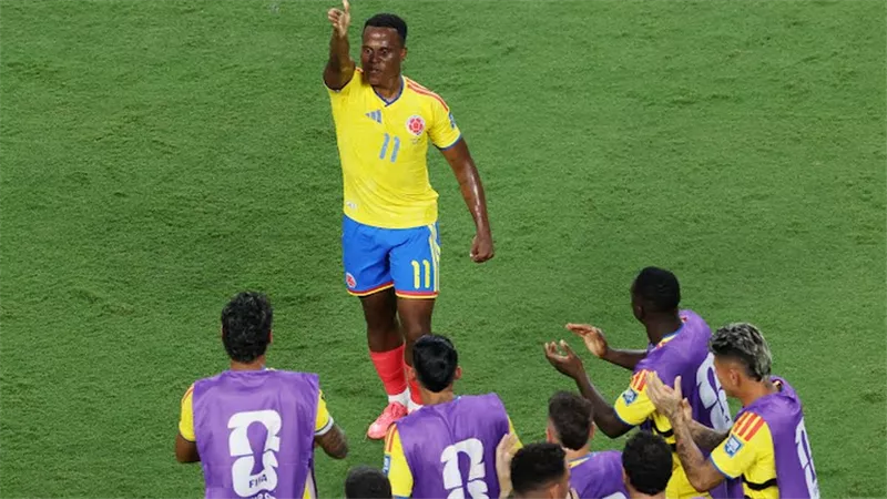 كولومبيا تفرض سيطرتها وتتقدم على غانا بهدف في الشوط الأول بكأس العالم 