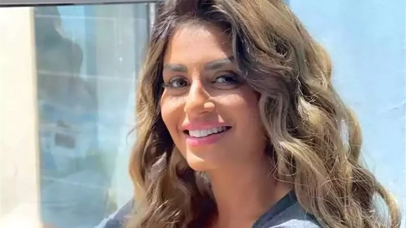 منة فضالي توضح حقيقة انسحابها من 