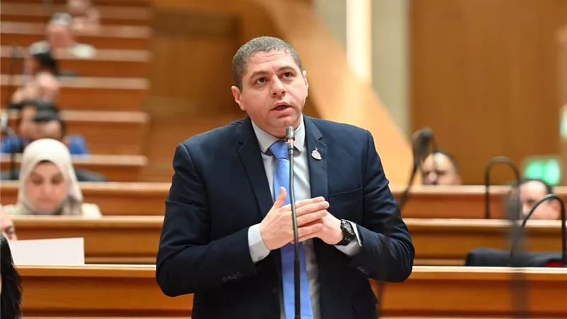 أحمد جبيلي: التوسع بالمركبات الكهربائية يدعم التحول للاقتصاد الأخضر