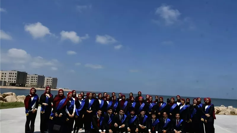 جامعة المنصورة تنظم زيارة ميدانية لطلابها إلى الكلية البحرية بالإسكندرية