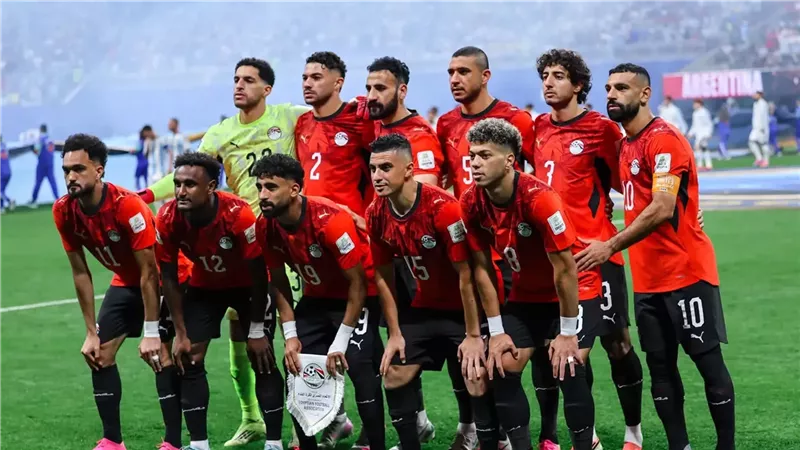 « برلماني» يطالب بتحرك رسمي بشأن أخطاء تحكيمية في مباراة مصر والأرجنتين