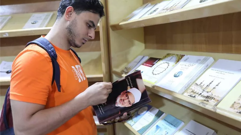 إقبال لافت على كتاب 