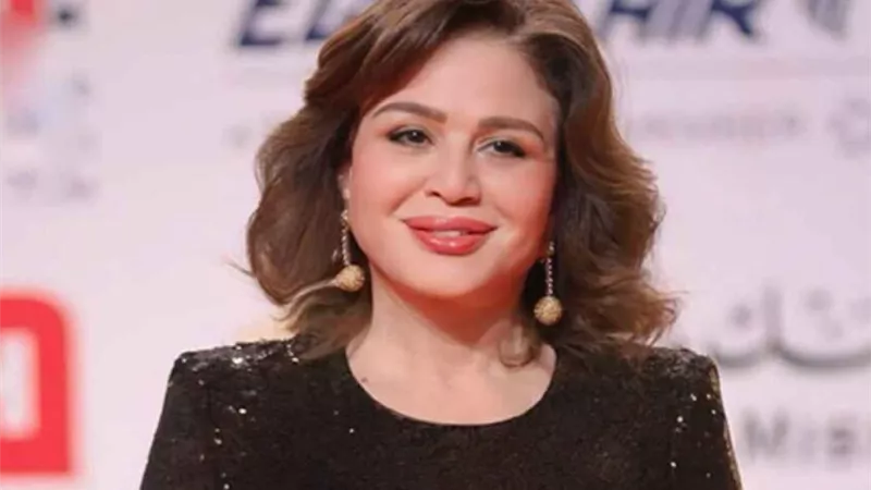 «التحكيم ظالم».. أول تعليق من إلهام شاهين بعد مباراة مصر والأرجنتين