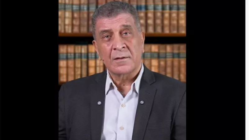 من يدير صفحات الشتائم ضد مصر؟.. حقيقة الوحدة 8200 وكيف يُصنع رأي عام مزيف