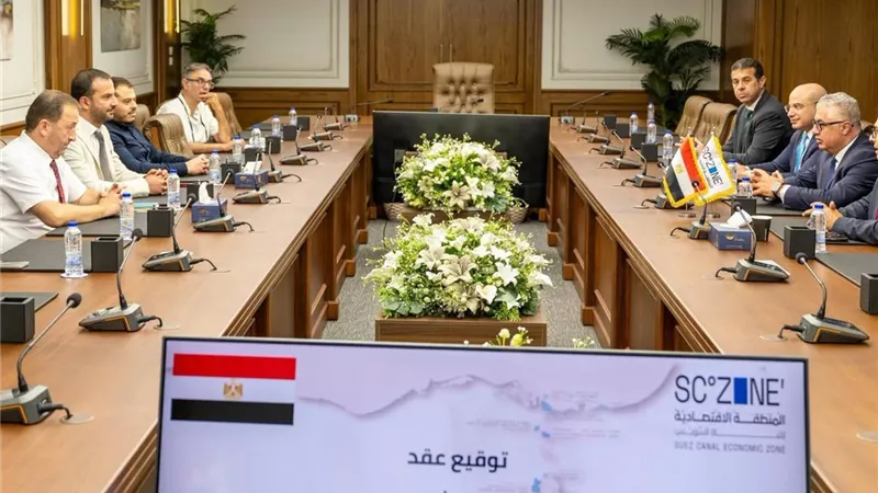 باستثمارات 74.4 مليون جنيه.. مصنع جديد للقفازات الصناعية في اقتصادية قناة 