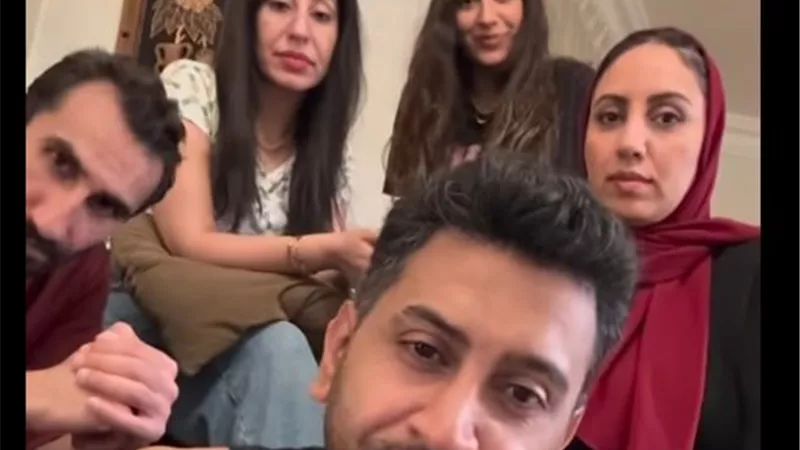 فخورون فيكم وبترفعوا الراس.. عائلة أردنية تحتفل بأداء المنتخب المصري|فيديو