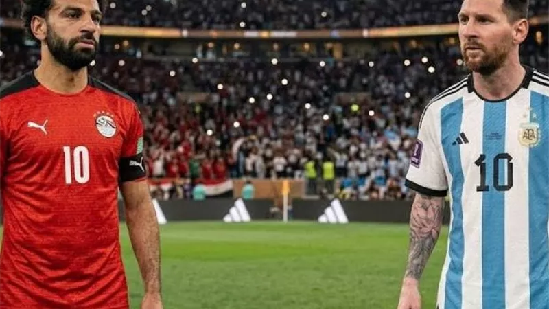 قبل قمة المونديال.. ماذا يقول تاريخ مواجهات ميسي أمام محمد صلاح؟