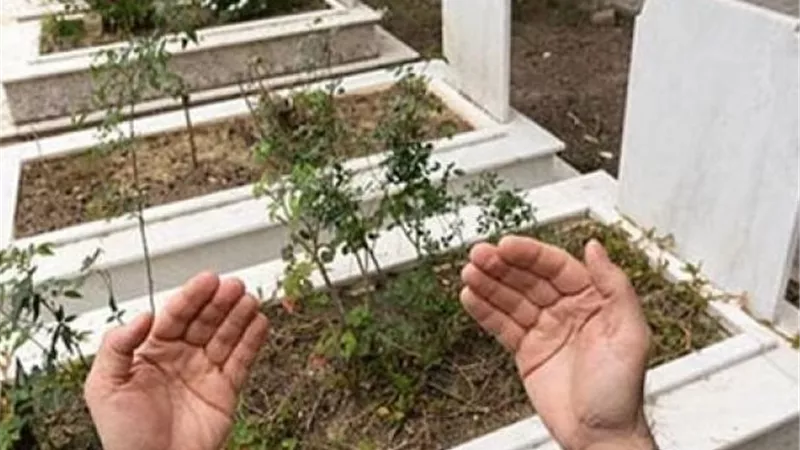 هل يجوز عمل صدقة جارية عن الميت؟ دار الإفتاء توضح 