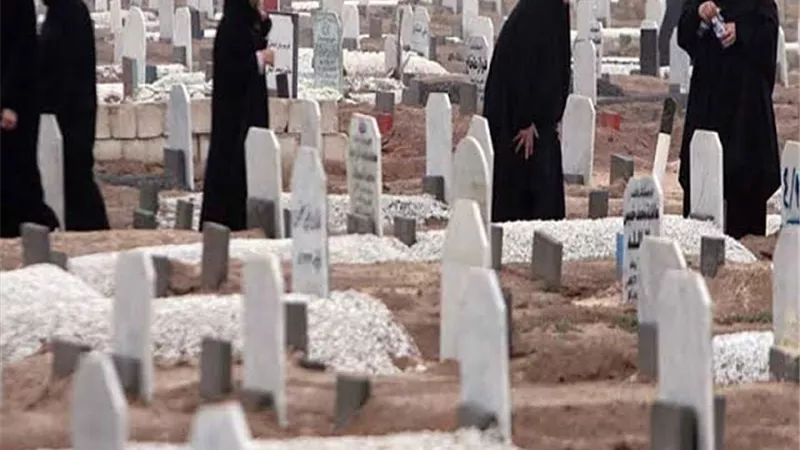 هل يجوز تخصيص يوم الجمعة بزيارة المقابر؟ دار الإفتاء تجيب 