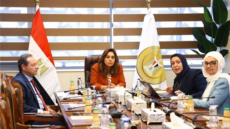 عوض: تحويل اتفاقية جدة الاستراتيجية لاستثمارات تحقق حماية البيئة البحرية