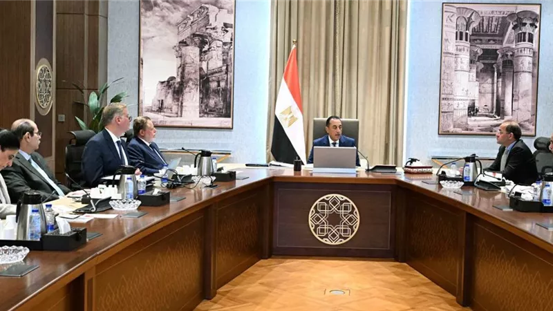 رئيس الوزراء يتابع جهود زيادة المخزون الاستراتيجي من المنتجات البترولية