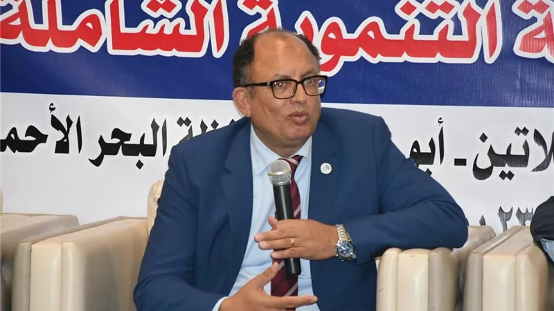 جامعة العاصمة تطلق أكبر قافلة تنموية شاملة إلى حلايب وشلاتين وأبو رماد