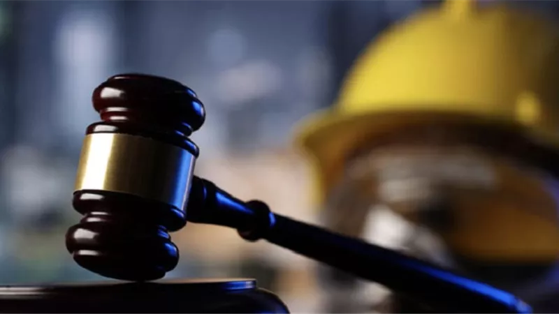 تفاصيل الإجازات ومكافآت نهاية الخدمة وضوابط ساعات العمل بالتشريع الجديد