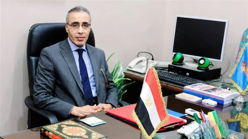 أشرف بدير يضع روشتة إنقاذ وزارة الثقافة: تطوير قصور الثقافة وتقييم الجوائز